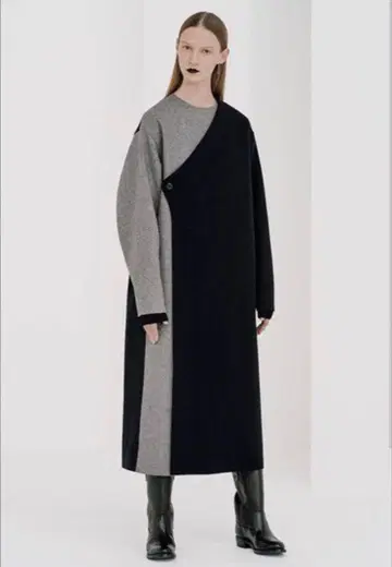 HYKE 바이컬러 롱 코트