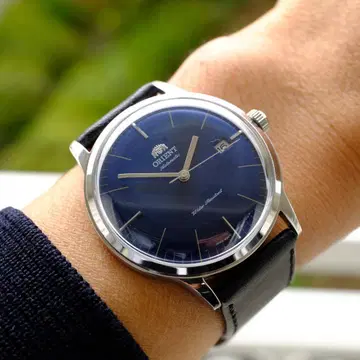 오리엔트 자동 와인딩 손목시계 파랑 다이얼