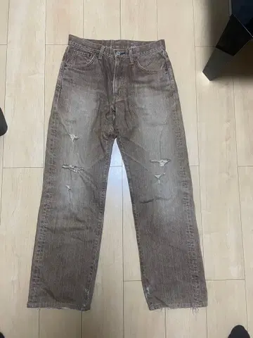 EDWIN 데미지 가공 브라운 스트레이트 청바지