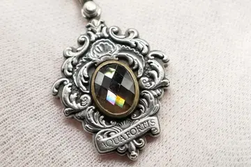 아쿠아 포티 스모키 쿼츠 목걸이 탑 아쿠아 포르티스