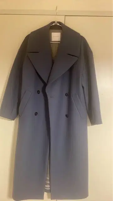 블루 더블 브레스트 롱 코트