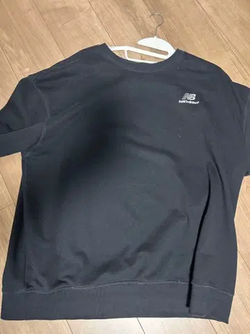 new balance 블랙 트레이닝복