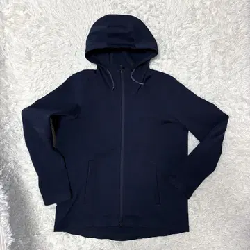 데상트 얼터레인 후드티 퓨전니트 니트 네이비 스트레치