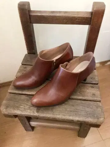 새상품 프레임워크 구매 MARIAN 부티 (앵클부츠) 카멜