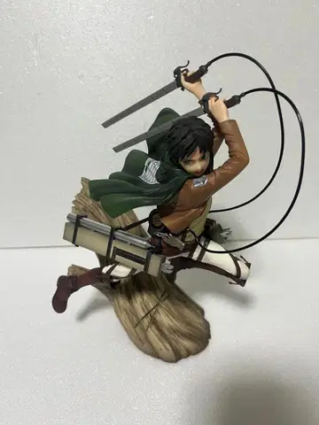 엘렌 예거 진격의 거인 코토부키야 새상품급 중고