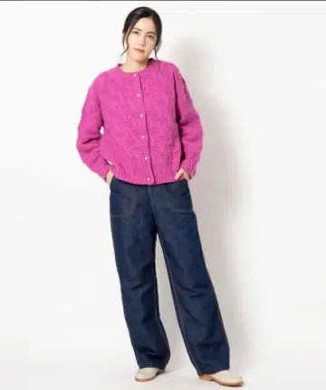 새상품급 NIMES 가디건 케이블 짜임 펄 버튼 퍼플