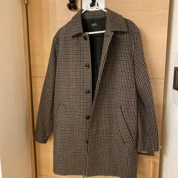 A.P.C. 체스터 코트 S 사이즈 브라운 계열