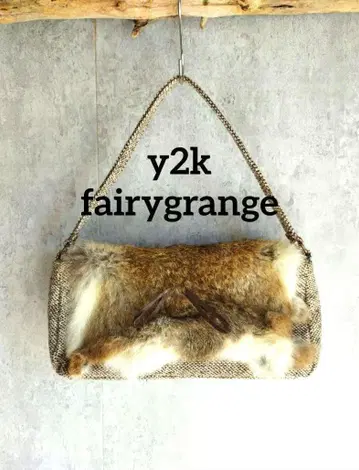 모리걸 페어리 그런지 퍼 트위드 원 핸들 미니백 새상품급