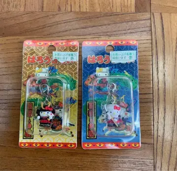 지역 한정 헬로키티 키티참 지퍼 마스코트 요시츠네 벤케이 한정판