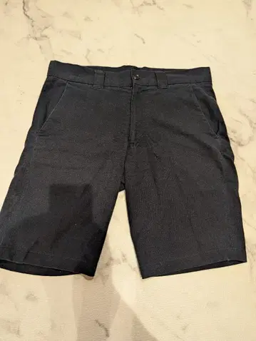 네이비 숏팬츠 앞뒤 포켓 부착