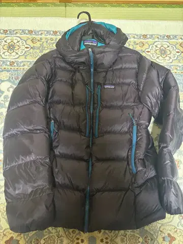 파타고니아 피츠로이 다운 후디 M 사이즈