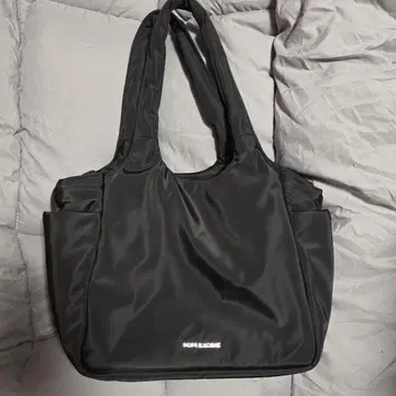 내추럴 뷰티 베이직 나일론 토트백 블랙