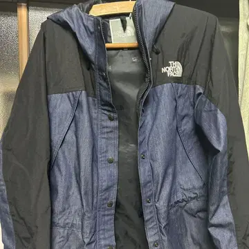 THE NORTH FACE 마운틴 후드티 네이비/블랙