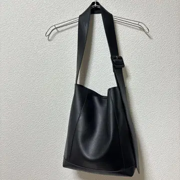 BEAUTY&YOUTH UNITED ARROWS 숄더백 블랙