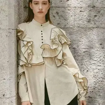 EAPHI FEELING FRILLS BLOUSE