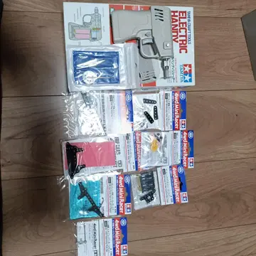 타미야 전동 핸디 라우터와 미니 사륜구동 부품 세트