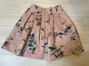 M'S GRACY 엠즈 그레이시 꽃무늬 플레어 스커트 무릎 기장 스커트