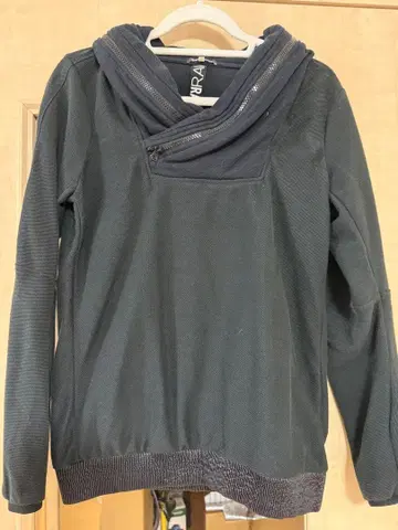 G-STAR 블랙 지퍼 후드티