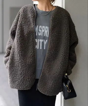 완판 이번 시즌 별주 [ Champion/챔피온 ] 보아 플리스 자켓