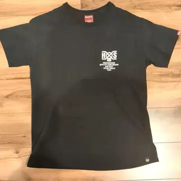 Hide&Seek 블랙 T셔츠 L 사이즈