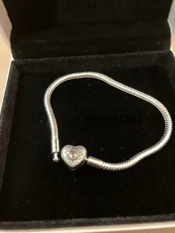 실버 계열 LOVE 하트 클래스프 블레스 인기 블레스 호환 17cm