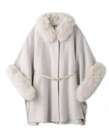 SNIDEL 퍼 포함 미들 케이프 코트 화이트