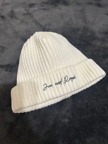 Jun and Rope 화이트 니트 모자 골프