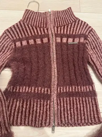 SLY 스트라이프 패턴 집업 스웨터