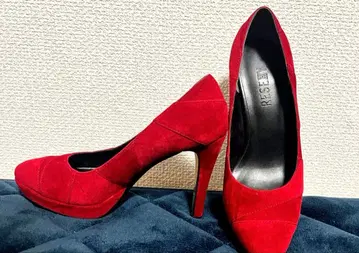 미사용 새상품 RESEXXY 펌프스 레드