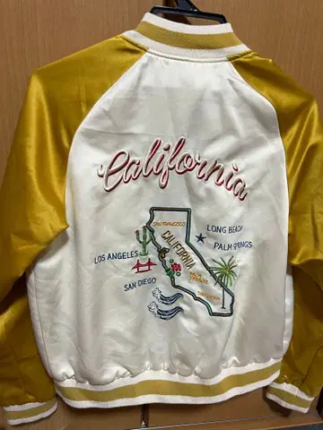 캘리포니아 자수 점퍼