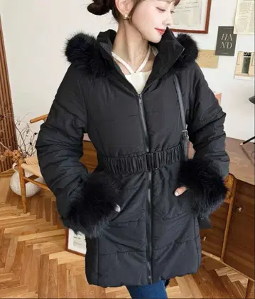 벨트 포함 후드 퍼 다운 코트 블랙