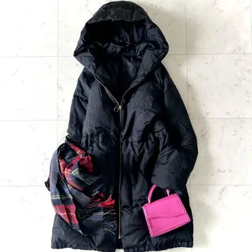 새상품급 마드모아젤 로페 Green Down 후디드 코트 네이비