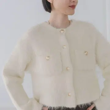 A part by 알파카 샤기 가디건