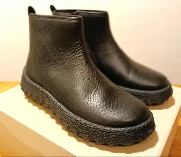 [컨디션 최상] CAMPER 그라운드 Ground MICHELIN 36