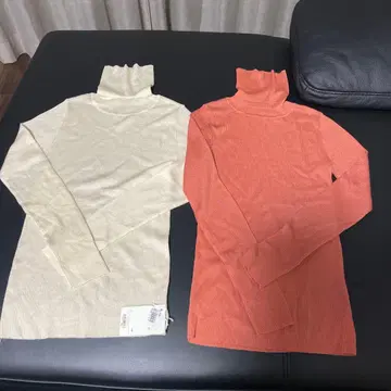 긴팔 터틀넥 스웨터 M 사이즈 크림색 오렌지