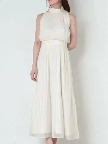 SNIDEL 쉬폰 플리츠 플레어 원피스