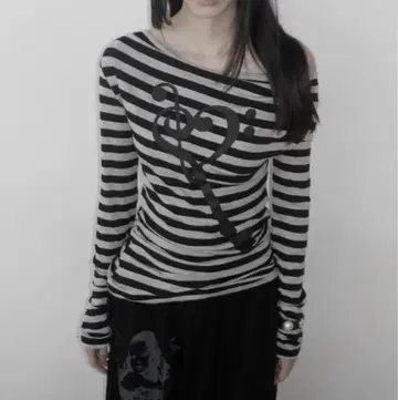 Dydoshop 오프숄더 티셔츠