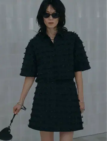 AMERI CHARMING RIBBON LIKE MINI SKIRT