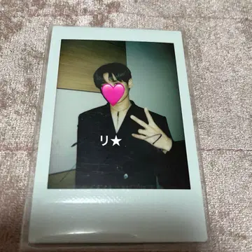 THEBOYZ 주연 친필 사인 폴라로이드