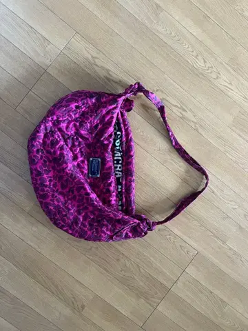 MARC BY MARC JACOBS 핑크 레오파드 토트백