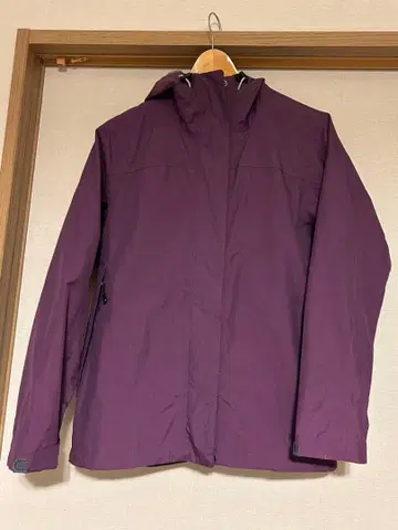 AIGLE 후드 부착 퍼플 마운틴 파카 M