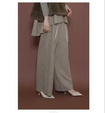 CYAN TOKYO 셔링 허리 프린지 와이드 모델번호 507413