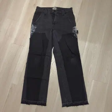 다크 그레이 데미지 데님 슬림핏