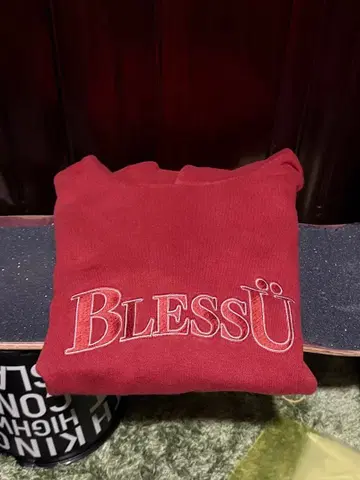 Blessu 후드티 빨간색