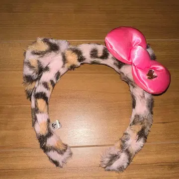 헬로키티 레오파드 무늬 리본 포함 머리띠 유니버셜 USJ