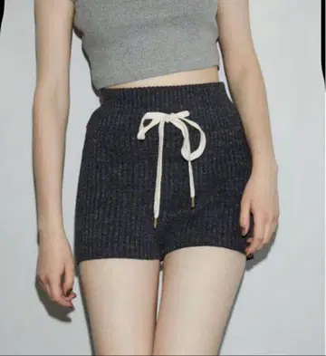 juemi 리브 니트 다크 그레이 숏팬츠