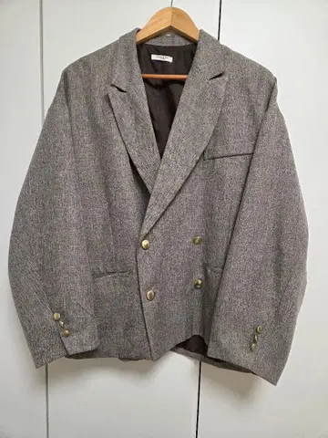 그레이 계열 더블 브레스트 자켓