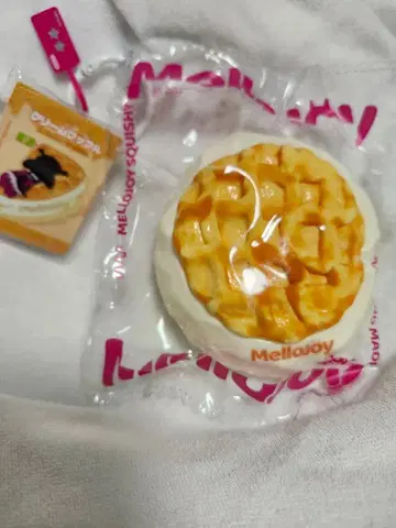 멜로 조이 크림 와플 스퀴즈