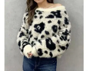 제이다 레오파드 샤기 니트