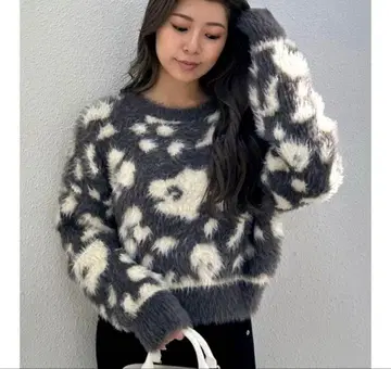 제이다 레오파드 샤기 니트